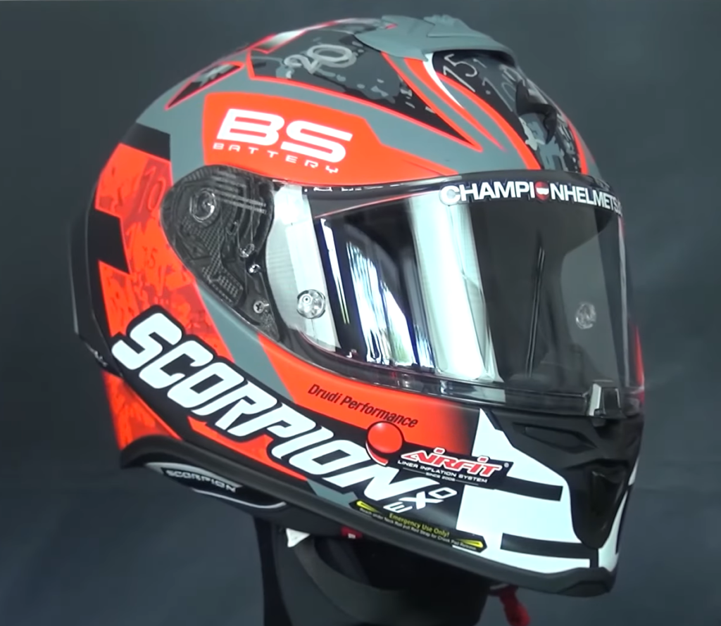 Scorpion EXO R1 Air an other lightest motorcycle helmet
